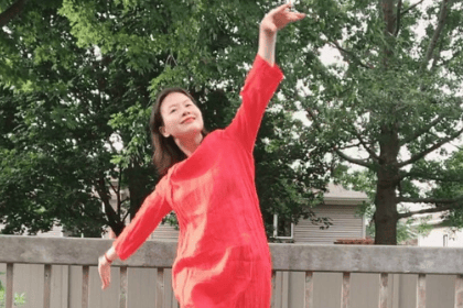 即兴飞舞 Improv Flying Dance (in Mandarin)