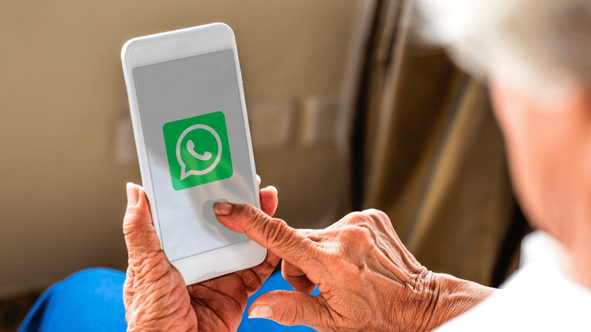 Utilizando Whatsapp para comunicar con tus amigos y familiares (in Spanish)