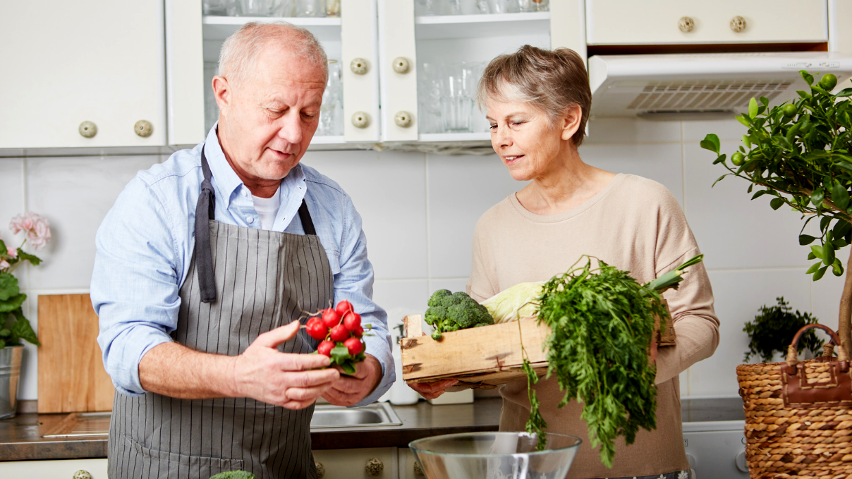 Nutrition and Fitness Tips to Stay Healthy during the Holidays