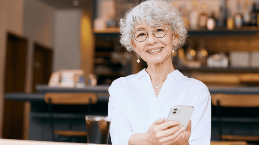 Text Smarter: Master Group Texts, Emojis, and More on Your iPhone