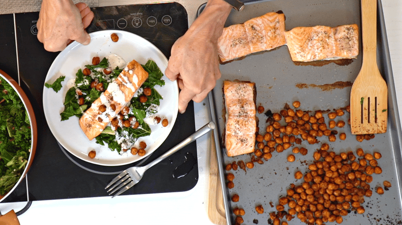 Healthy Gourmet: Roasted Salmon with Chickpeas in 30-Min!