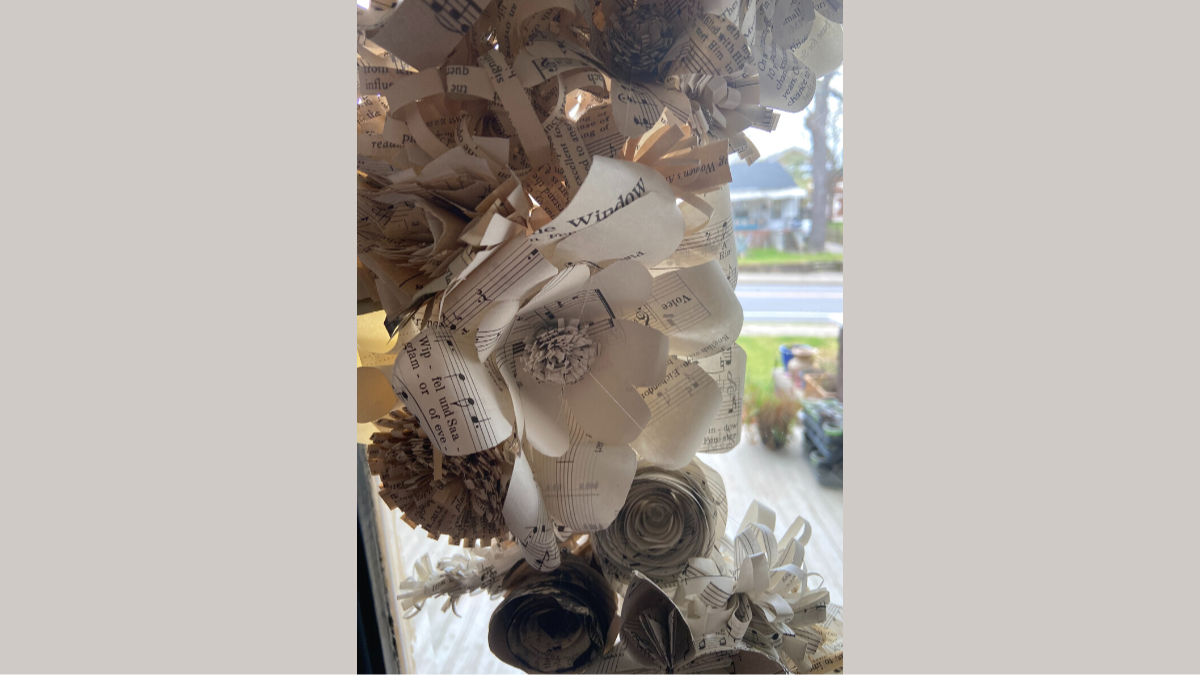 Let’s Craft: A Paper Flower Wreath