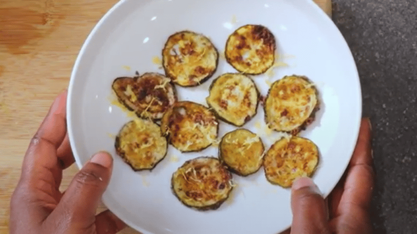 Air-Fried Zucchini: Low-Carb Snack Perfection!